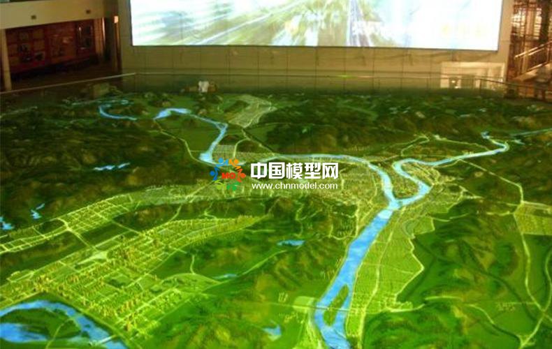 電子沙盤更好模擬軍事推演