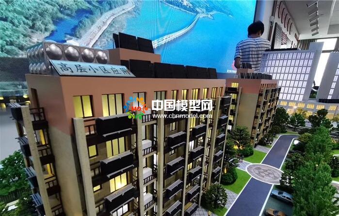 太陽能異聚態熱利用系統沙盤模型