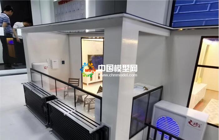 太陽能異聚態熱利用系統沙盤模型