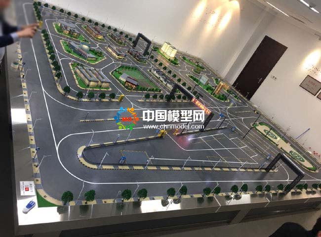 南京大學智能交通沙盤模型讓出行更智慧