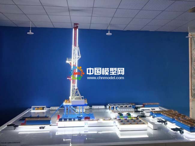 自動化鉆機模型